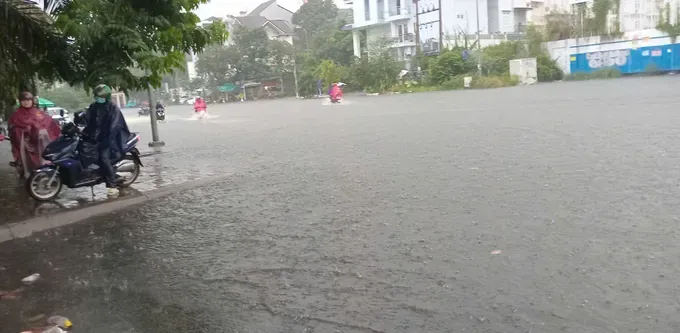 gen-n-z7139053625357-3d045d23779136408d10bdf08f80630d-5833-8092.jpg (1)